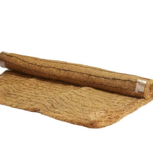 Excelentes mantas de fibra de coco ecológicas, ideales para la estabilización de suelos, construcción de paisajes, protección del suelo y control de erosión en Sri Lanka. - Product Image 1