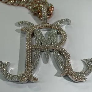 Colgante Hip Hop Personalizado con Inicial JR, Estilo Vintage, con Incrustaciones de Moissanita, Chapado en Oro Rosa sobre Plata de Ley 925 - Product Image 1