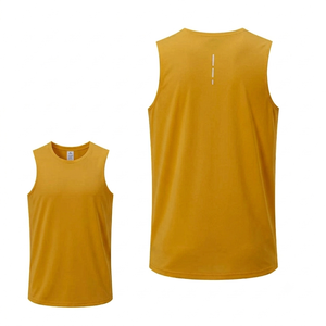 Débardeur décontracté pour homme, jaune moutarde, respirant, tissu doux, qualité supérieure, séchage rapide, idéal pour la gym, la course à pied, uni et sans motif. - Product Image 1