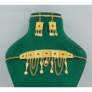 Conjunto de collar dorado de lujo para mujer: joyería tradicional exquisita para bodas, fiestas y celebraciones joyería India - Product Image 1