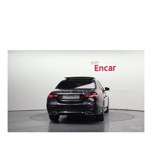 Mercedes-Benz Clase E E350 4MATIC AMG Line 2023, 27,538 km, Caja de Cambios Automática, Asientos de Cuero, Volante a la Izquierda, Cámara Trasera - Product Image 4