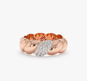 Bague de fiançailles et de mariage de luxe plaquée or, certifiée IGI, sertie de diamants de laboratoire taille brillant vintage, design haut de gamme pour femme - Product Image 2