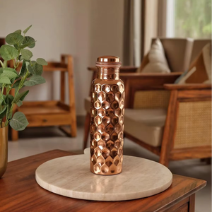 Bouteille d'eau en cuivre martelé doré Antique Creations, motif diamant, 32 oz, étanche, compatible lave-vaisselle et micro-ondes, personnalisable - Product Image 1