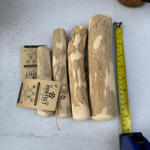 Juguetes para masticar perros de madera de café Natural y seguro/Palos para masticar de madera de café 100% totalmente natural, forma perfecta de aliviar el estrés de su perro - Product Image 1