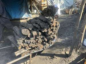 Carbón Vegetal Negro 100% Natural al por Mayor para Barbacoa, de Madera Dura de Mangrovia y Árboles de Limón/Naranja, 3-4 Horas de Duración, 7500J, Premium de Vietnam - Product Image 3