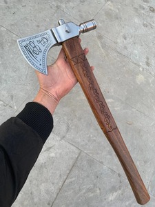 ขวานเหล็ก Patriot Tomahawk 5160 พร้อมด้ามไม้พะยูงและปลอกหนังสำหรับการเอาชีวิตรอด - Product Image 2