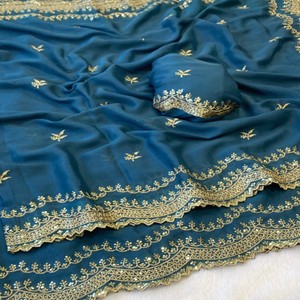 ผ้าซารี VASTRA COTTAGE รุ่นพรีเมียม สีฟ้าอมเขียว ลายดาว ทำจากผ้าจอร์เจตต์ พร้อมงานปัก สำหรับงานเทศกาล - Product Image 2