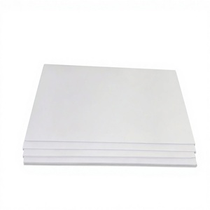 Panneau en mousse PVC Pima 20 mm 0,6 g/cm³ Blanc, feuille Celuka résistante aux UV, écologique, alimentée à l'énergie solaire, imperméable pour la publicité - Product Image 1