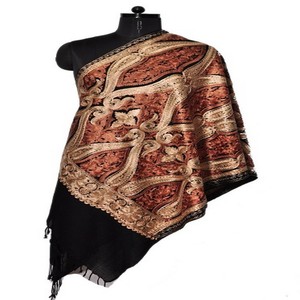 Estola de viscosa con jacquard Swarovski (SE 106s) - Product Image 4