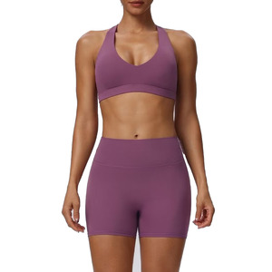 Ensemble de shorts de yoga pour femmes, personnalisé, de haute qualité, sans couture, couleur unie, 2 pièces, sans manches, taille élastique, vêtements de sport pour la salle de sport - Product Image 1