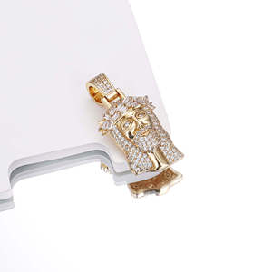 Pendentif Colibri en Argent Sterling 925 avec Diamant de Laboratoire, Plaqué Or 18K, Bijou Fin Certifié de Luxe pour Femme - Product Image 1
