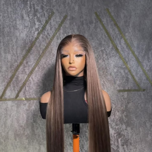 Perruque en cheveux naturels lisses Ombré Blond Cendré, Lace Front pour femmes, avec ligne de cheveux pré-épilée et baby hair - Product Image 1