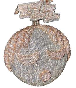 Pendentif personnalisé motif visage de dessin animé serti de pierres, en or rose et argent, avec moissanite et perle d'eau douce, breloque tendance pour soirée hip-hop - Product Image 3