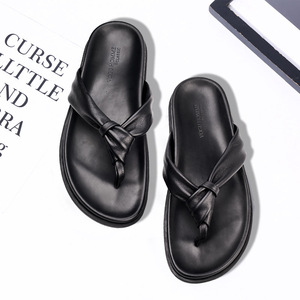 Sandales d'été pour hommes en cuir, tendance, respirantes, confortables, pour les loisirs en plein air, antidérapantes, à semelles épaisses, style anglais - Product Image 3