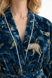 ชุดคลุมกิโมโนกำมะหยี่พิมพ์ลายป่าสไตล์วินเทจหรูหรา นุ่มสบาย สำหรับผู้หญิงไซส์พลัส แขนครึ่งตัว ระบายอากาศได้ดี - Product Image 2