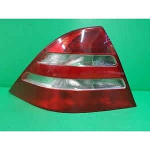 ไฟท้าย LED ซ้ายหลัง รุ่น S-class มือสอง ของแท้ รหัสอะไหล่ A2208200164 - Product Image 1