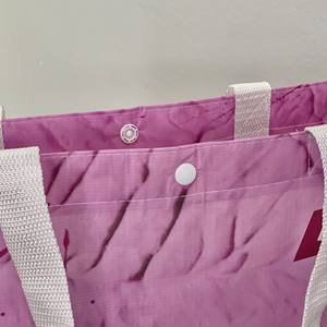 Bolsa de Compras RPET Ecológica de Gran Capacidad, Bolsa de Mano Resistente Personalizable, Tejido de PP No Tejido de Fábrica en Vietnam - Product Image 4