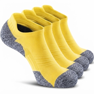 Chaussettes de sport en nylon tricotées personnalisées avec logo pour cyclisme et course à pied, chaussettes d'été respirantes à compression rapide pour jeunes - Product Image 1