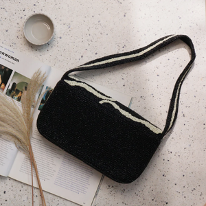 Sac à main bandoulière pour femme, noir rayé, orné de perles blanches, avec chaîne, pochette à fermeture éclair - Product Image 3