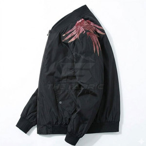 Chaqueta Sukajan de Moda Urbana Premium con Bordado y Tela Satinada Suave, Ajuste Cómodo para el Estilo Diario - Product Image 3