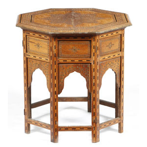 Table basse octogonale indienne en os incrusté, style marocain antique, en bois, avec des sculptures florales complexes, pour la maison - Product Image 2