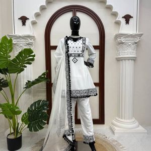 Conjunto de Pantalón y Top de Crepé Natural con Bordado de Espejo y Dupatta de Seda Tabby, Traje Étnico de Encaje Elegante para Fiesta, Ropa Festiva para Mujer - Product Image 4