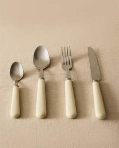 Top Vente Gravure Poignée Conception Métal Acier Couverts Léger Réutilisable Moderne Alimentaire Servir Unique En Acier Inoxydable Couverts - Product Image 5