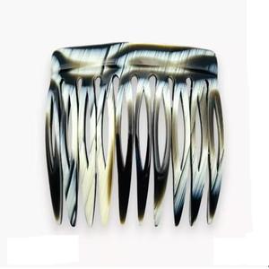 Peigne en corne de style français fait main, antistatique, outil de toilettage naturel pour cheveux et barbe, qualité supérieure, peigne écologique - Product Image 1