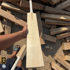 Batte de cricket en saule du Cachemire de qualité supérieure, lame haute résistance, prise équilibrée, légère, pour l'entraînement - Product Image 3