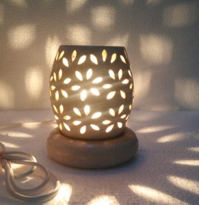 Diffuseur d'arômes en pierre électrique, brûleur d'encens, huiles essentielles, décoration d'intérieur, hôtel, bureau, modèle AUORA, écologique, durable, bois de santal - Product Image 2