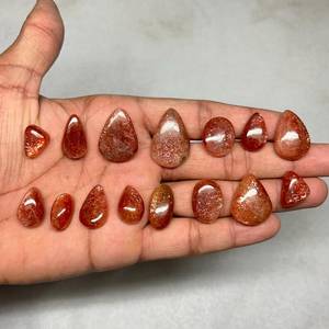Lot en gros de cabochons en pierre de soleil naturelle |   Pierre précieuse de sunstone éclatante, ovale polie, de forme poire, du Rajasthan, pour la fabrication de bijoux - Product Image 4