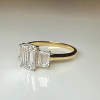 Bague de fiançailles solitaire en or jaune 18 carats avec diamant synthétique de 2,50 carats, couleur F, clarté VS1, taille émeraude, certifiée IGI, CVD, luxe