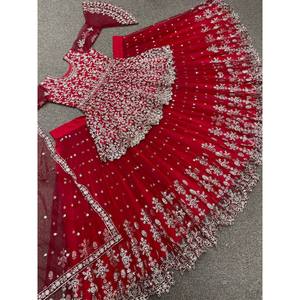 Lehenga เสื้อและ dupatta ปักด้วยหินชุดตกแต่งงานปาร์ตี้ด้วยมือหินที่สง่างาม - Product Image 4