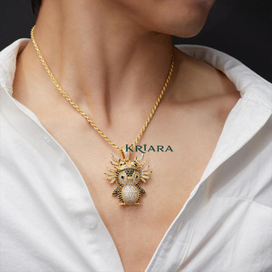 Pendentif pingouin en argent 925 plaqué rhodium avec cristaux ronds en strass, bijoux unisexes à thème de dessin animé mignon - Product Image 4