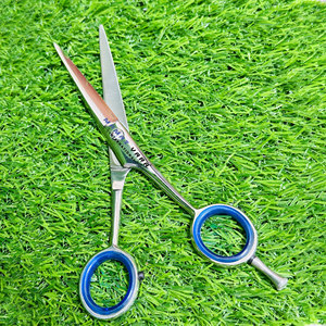 Ciseaux à cheveux professionnels en gros, ciseaux droits en acier japonais personnalisés, design ergonomique pour salon de coiffure, barbier, styliste - Product Image 1