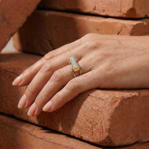 Anillo Único con Diamante de Corte Redondo y Borde Curvo, Cultivado en Laboratorio, Oro Amarillo de 14K, Joyería Fina, Regalo Especial para Amigos - Product Image 3