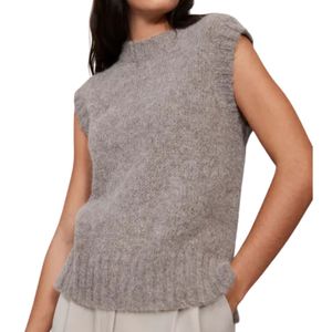 Top de punto texturizado azul cielo para mujer, sin mangas, con dobladillo peplum, cuello alto, ajuste ceñido y logo frontal acanalado. - Product Image 4