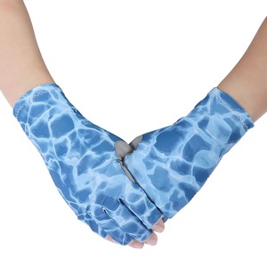 Gants de pêche ergonomiques offrant une excellente adhérence et une protection pour un ajustement confortable lors de longues séances de pêche - Product Image 4