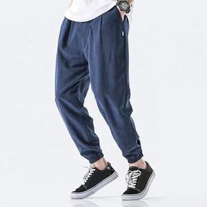 กางเกงวอร์มผู้ชายทรงปกติ ผ้าฝ้าย 100% เนื้อผ้าวอร์สเต็ดน้ำหนักปานกลาง กางเกงลำลองสำหรับฤดูหนาว รับสกรีนโลโก้ - Product Image 2