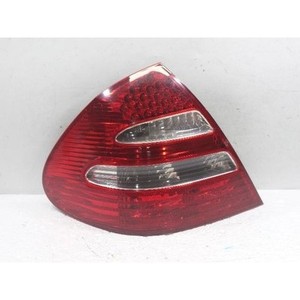 ไฟท้ายซ้ายรถเบนซ์ E-Class ปี 1999-2002 มือสอง ของแท้ รหัสอะไหล่ A2118200564 - Product Image 1