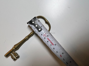 Llavero de Campana de Latón Vintage, Llave de Esqueleto, Metal Sólido, Acabado Antiguo, Estilo Náutico, Ligero, de Alta Calidad, Personalizable - Product Image 2