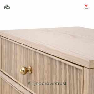 Table de chevet classique américaine en bois massif à 2 tiroirs avec poignées en laiton, meubles de chambre à coucher de luxe - Product Image 3