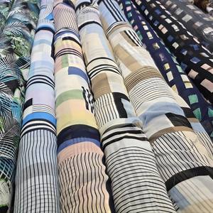 Lot de stock Jenny. Lot de tissus imprimés en mousseline de Corée, textiles variés, motifs imprimés, hijab, robe, vêtements variés - Product Image 2