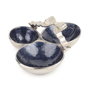 Elegante plato de tres compartimentos con diseño de perlas azules y asa plateada para decoración del hogar y servicio. - Product Image 4