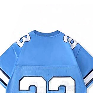 เสื้อยืดคอกว้างผ้าโพลีเอสเตอร์ตาข่ายแห้งเร็วพิมพ์ลายซิลค์สกรีนสำหรับผู้ชาย สไตล์เสื้อฟุตบอลย้อนยุคแนวสตรีทแวร์ - Product Image 5