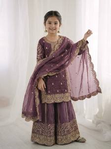 Traje Anarkali Tradicional de Seda Bordada en Morado, de Microalgodón de Secado Rápido, para Niñas, Largo hasta el Suelo, Estilo Indio-Pakistaní - Product Image 4