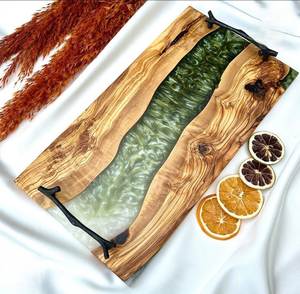 Plateau de service en bois naturel et résine avec motif rivière et poignée en métal, pour aliments, fruits, desserts, décoration intérieure - Product Image 2