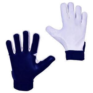 Guantes de Fútbol Gaélico Personalizados 2025, Transpirables, con Agarre de Látex Alemán, Super Deportivos, de Cuero Americano, para Exteriores, en Pakistán - Product Image 1