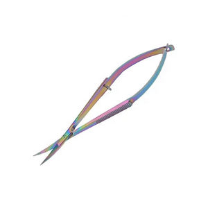 กรรไกรตัดหนังกำพร้าใบมีดโค้งสแตนเลสคุณภาพสูง ด้ามจับคมกริบ สำหรับทำเล็บมือและเล็บเท้า สำหรับคนถนัดขวา - Product Image 4