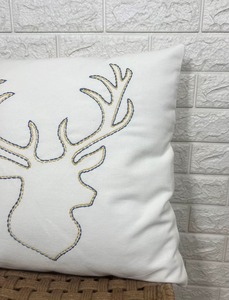 Housse de coussin décorative en forme de renne blanc, en laine jacquard vintage, pour canapé et lit - Product Image 3